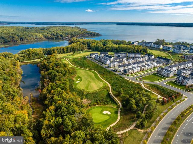 18260 MOSS GARDEN RD, Dumfries, VA 22026