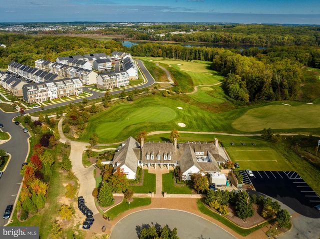 18260 MOSS GARDEN RD, Dumfries, VA 22026