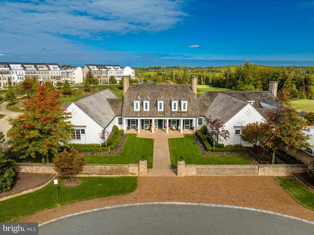 18260 MOSS GARDEN RD, Dumfries, VA 22026