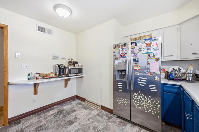 975 Blossom Lane, Zanesville, OH 43701