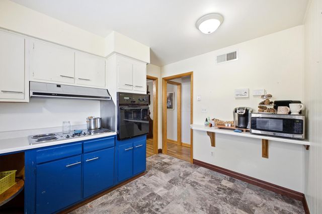 975 Blossom Lane, Zanesville, OH 43701