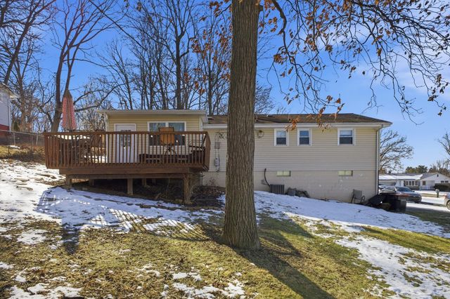 975 Blossom Lane, Zanesville, OH 43701