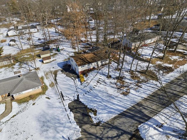 975 Blossom Lane, Zanesville, OH 43701