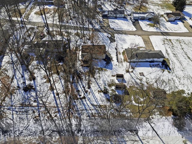 975 Blossom Lane, Zanesville, OH 43701