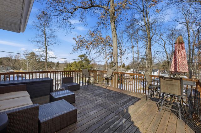 975 Blossom Lane, Zanesville, OH 43701