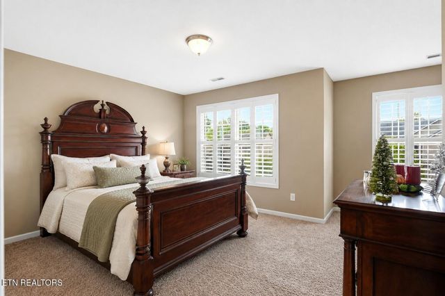 1546 Yarnell Station Blvd, Knoxville, TN 37932