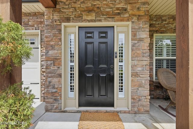 1546 Yarnell Station Blvd, Knoxville, TN 37932
