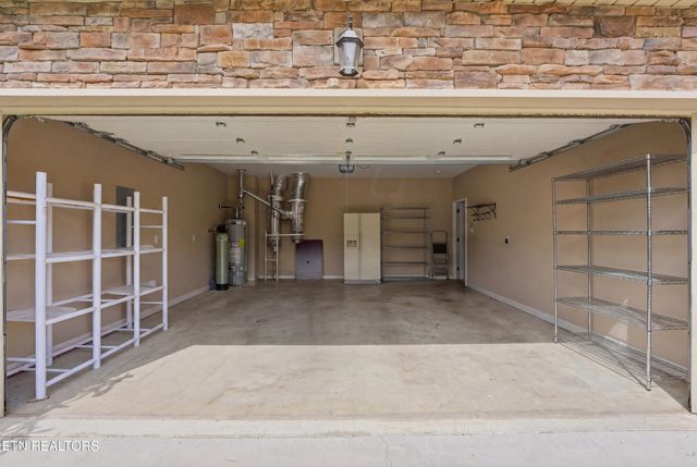 1546 Yarnell Station Blvd, Knoxville, TN 37932