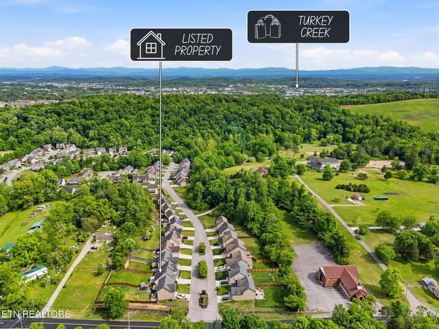 1546 Yarnell Station Blvd, Knoxville, TN 37932