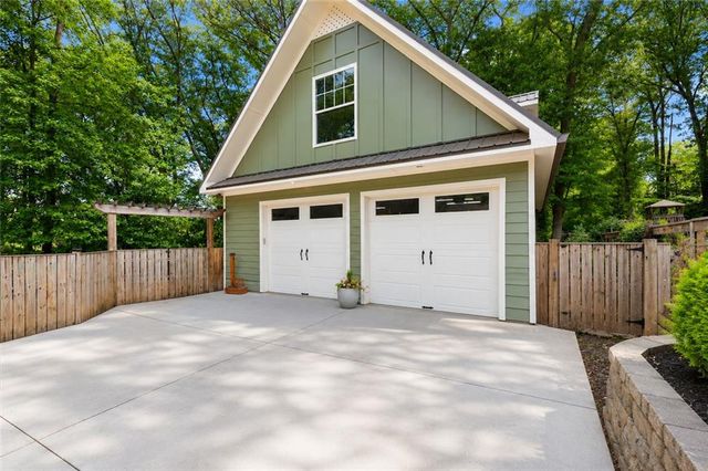 664 Etowah Drive NE, Marietta, GA 30060