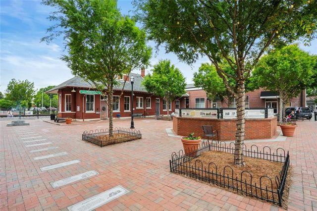 664 Etowah Drive NE, Marietta, GA 30060