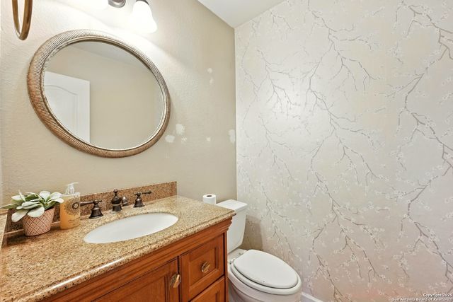 481 Whispering Hlw, Kyle, TX 78640