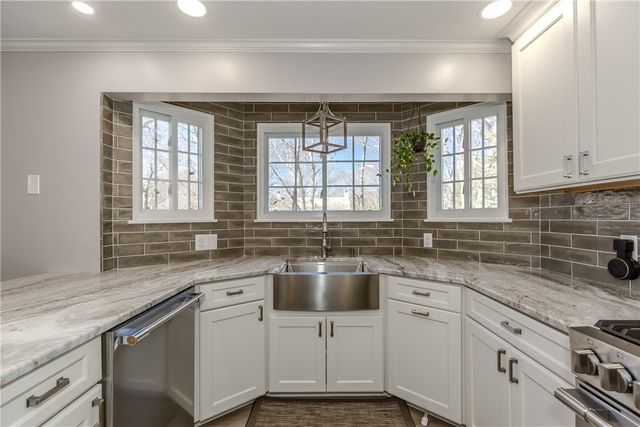 34 Eagle Run C, Warwick, RI 02818