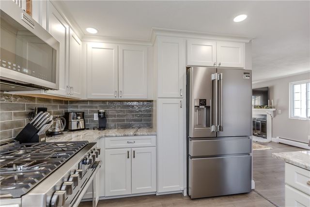 34 Eagle Run C, Warwick, RI 02818