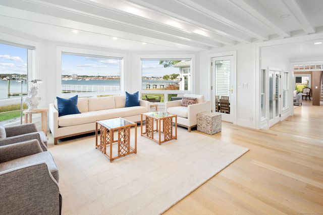 9 Sylvester Court, Norwalk, CT 06855