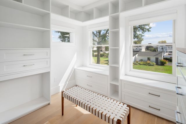 9 Sylvester Court, Norwalk, CT 06855