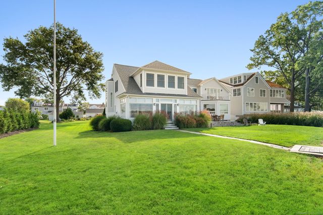 9 Sylvester Court, Norwalk, CT 06855
