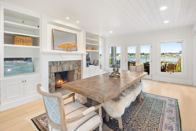 9 Sylvester Court, Norwalk, CT 06855