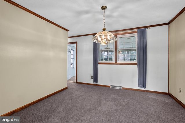 136 KINGSTON DR, Bear, DE 19701