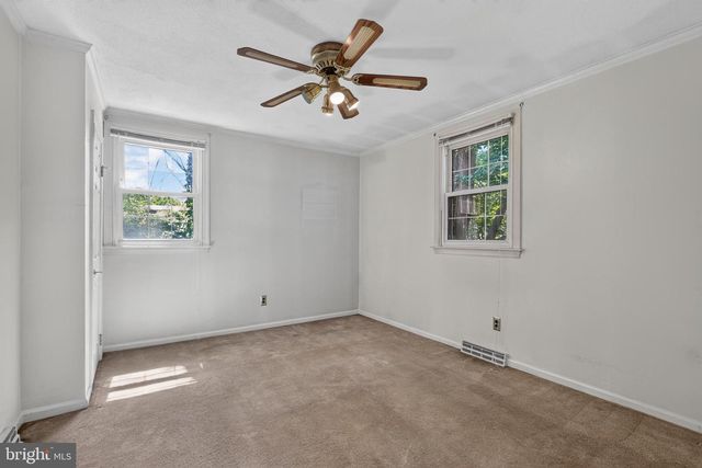 136 KINGSTON DR, Bear, DE 19701