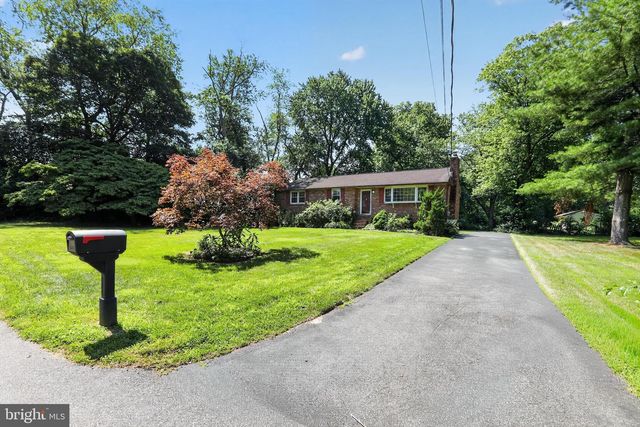 136 KINGSTON DR, Bear, DE 19701