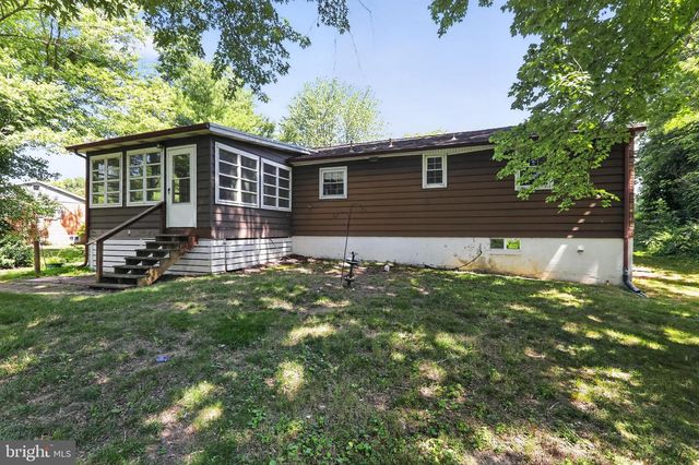 136 KINGSTON DR, Bear, DE 19701