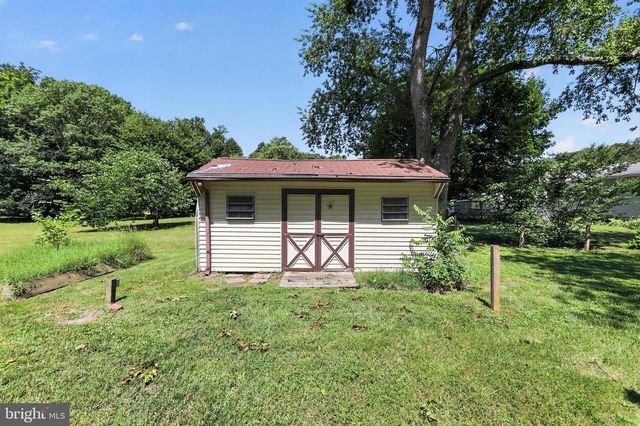 136 KINGSTON DR, Bear, DE 19701