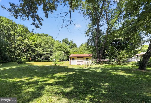 136 KINGSTON DR, Bear, DE 19701