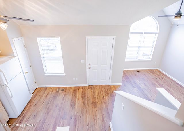 12505 Kiawah Ct, Louisville, KY 40245