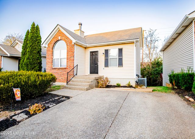 12505 Kiawah Ct, Louisville, KY 40245