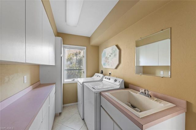 9929 Ortega LN, Bonita Springs, FL 34135