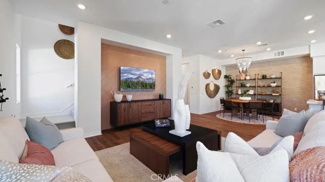 935 Walnut Terrace, Montebello, CA 90640