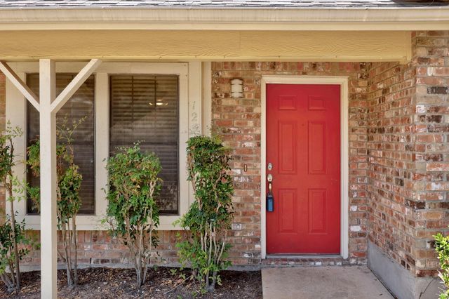 11901 Swearingen DR 129, Austin, TX 78758