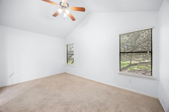 11901 Swearingen DR 129, Austin, TX 78758