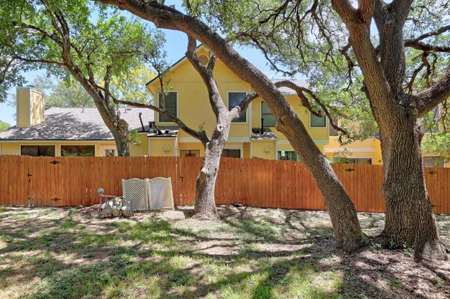 11901 Swearingen DR 129, Austin, TX 78758