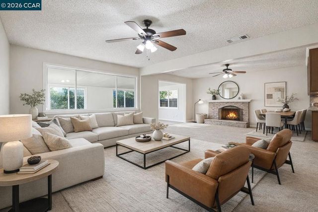 4690 Brookfield Dr, Sacramento, CA 95823