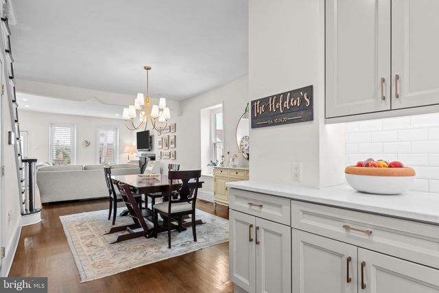 222 JAMESTOWN ST, Philadelphia, PA 19128