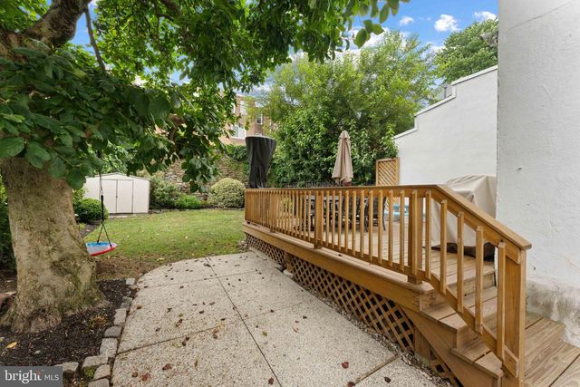 222 JAMESTOWN ST, Philadelphia, PA 19128