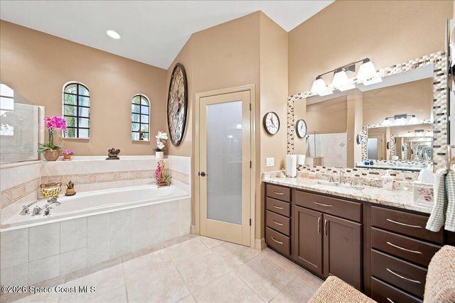 1868 Winding Ridge Circle SE, Palm Bay, FL 32909