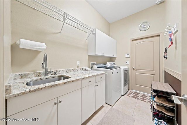 1868 Winding Ridge Circle SE, Palm Bay, FL 32909