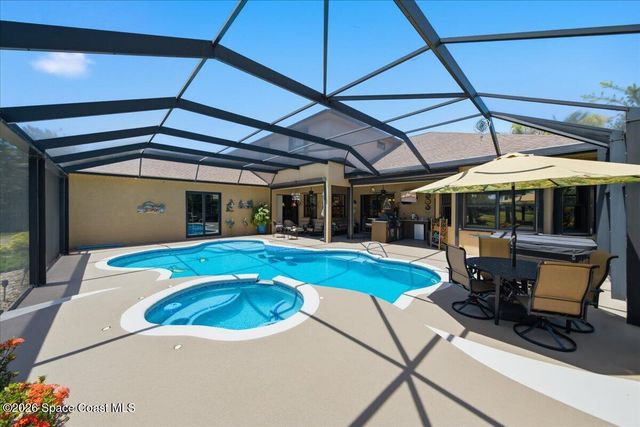 1868 Winding Ridge Circle SE, Palm Bay, FL 32909