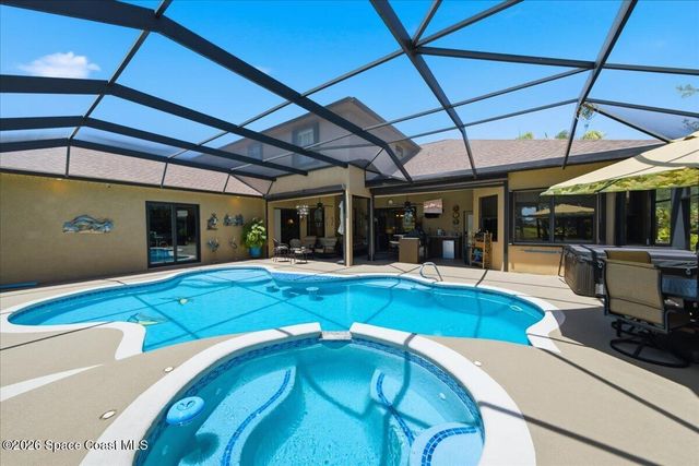 1868 Winding Ridge Circle SE, Palm Bay, FL 32909