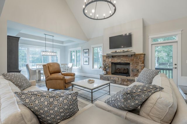 4500 Raulston Falls Road, Jasper, TN 37347