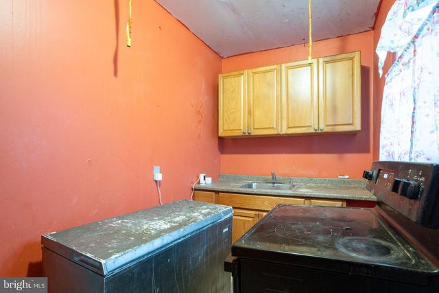 6240 WHEELER ST, Philadelphia, PA 19142