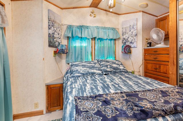 231 Blue Bird Lane, Branson, MO 65616