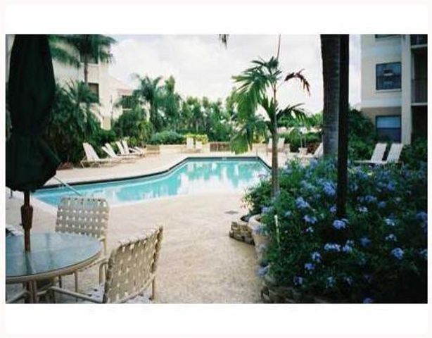 9999 SUMMERBREEZE Drive 206, Sunrise, FL 33322