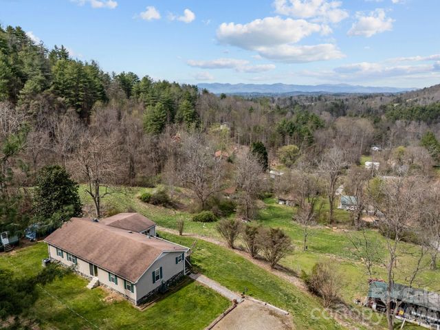 74 Chambers Road, Weaverville, NC 28787