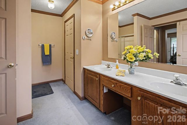 74 Chambers Road, Weaverville, NC 28787