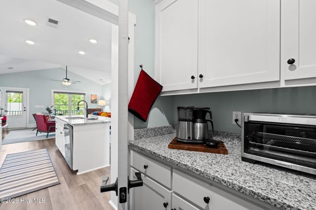 116 NE 13th Street, Oak Island, NC 28465
