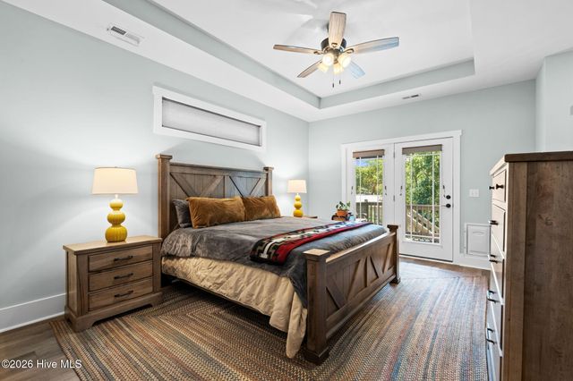 116 NE 13th Street, Oak Island, NC 28465